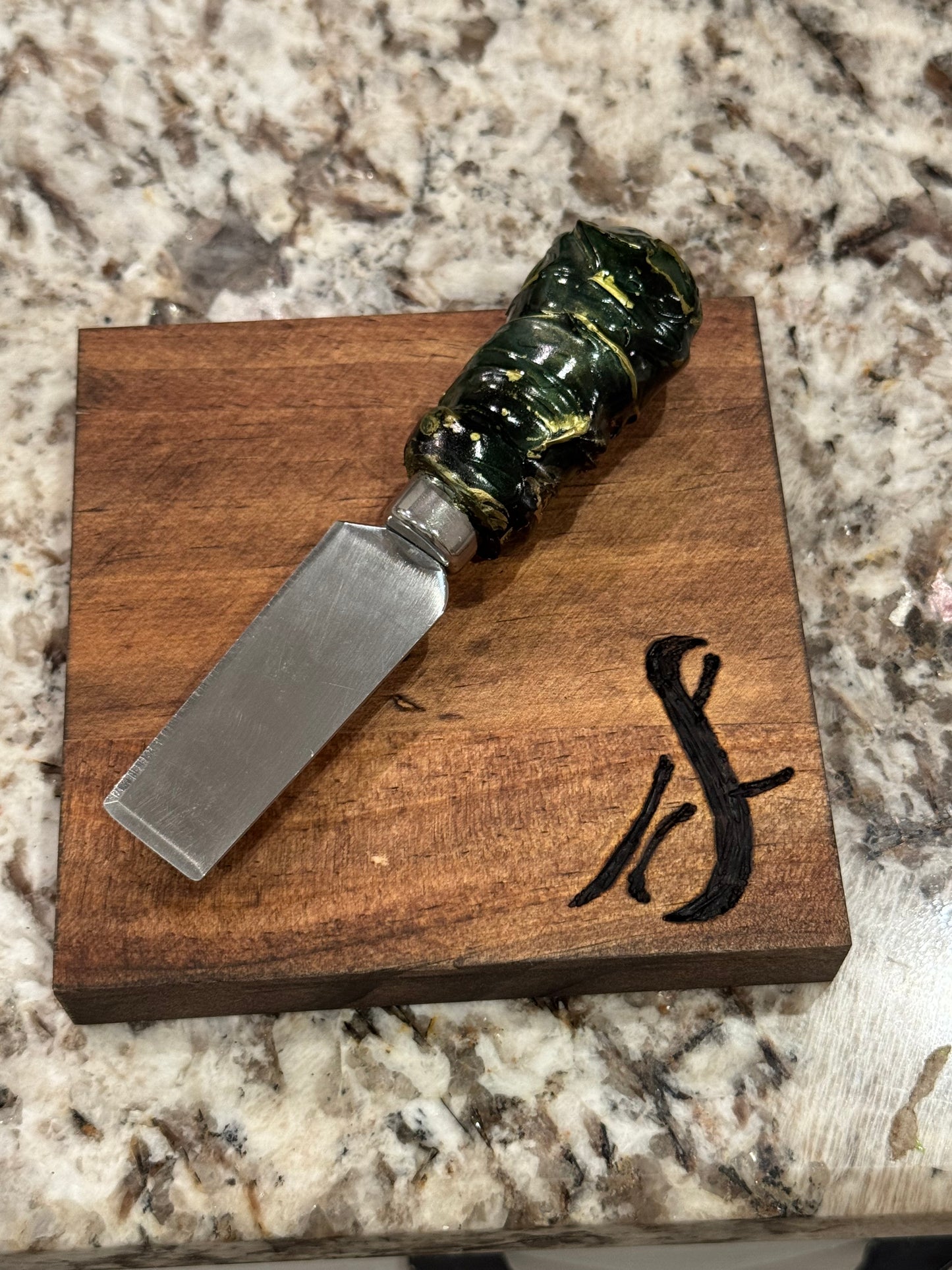 Artisan Cheese Knife Set – Hand-Textured Handles